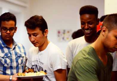 Ägyptisch-Österreichische Jugend sammelte und kochte für Flüchtlinge