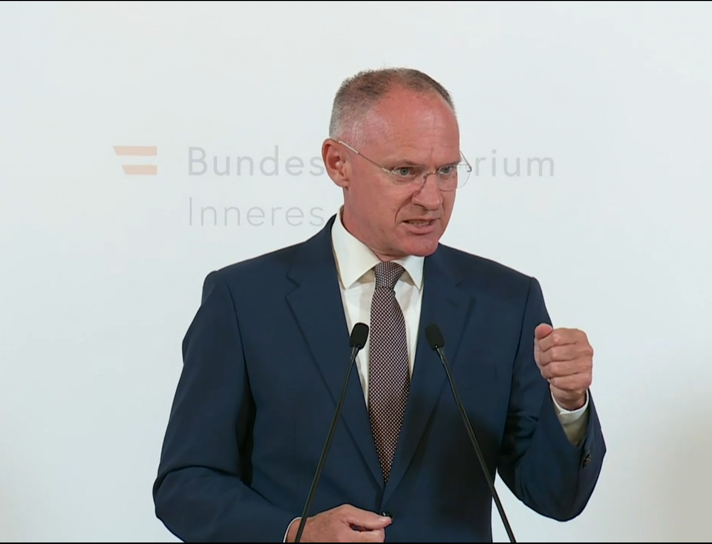 Screenshot von ORF Live Spezial, Innenminister Gerhard Karner